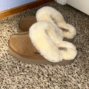 Platform Ugg Slippers- Disquette